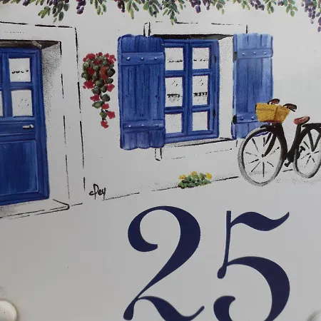 Les Volets Bleus Maison d'hôtes